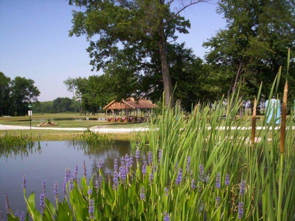 Pleasant Grove Farm Llc 호텔 Lyons 외부 사진